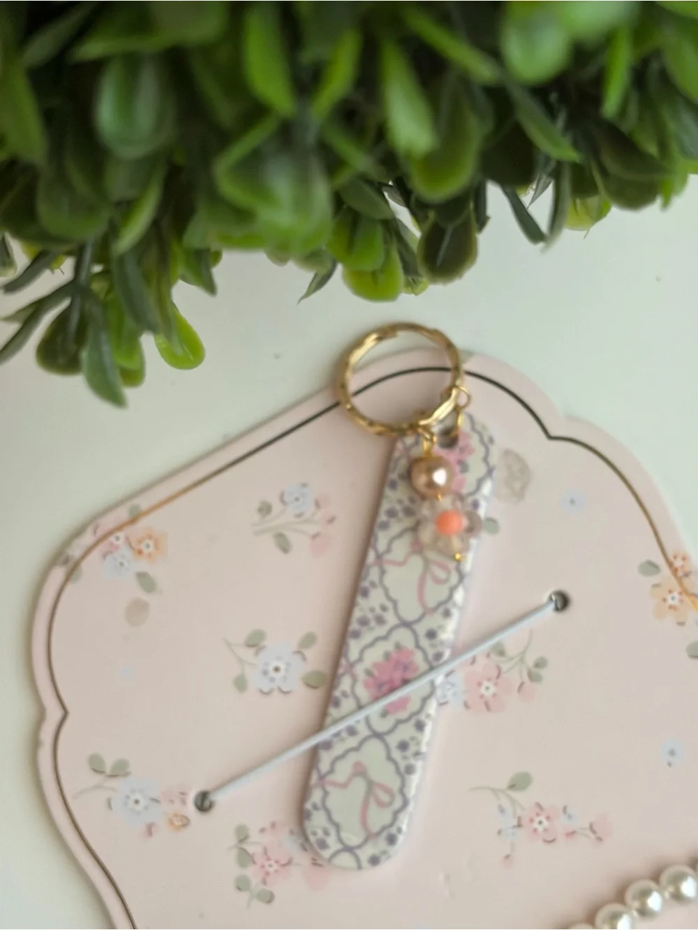 Floral Pattern Pink and White nail file Emory board Keychain